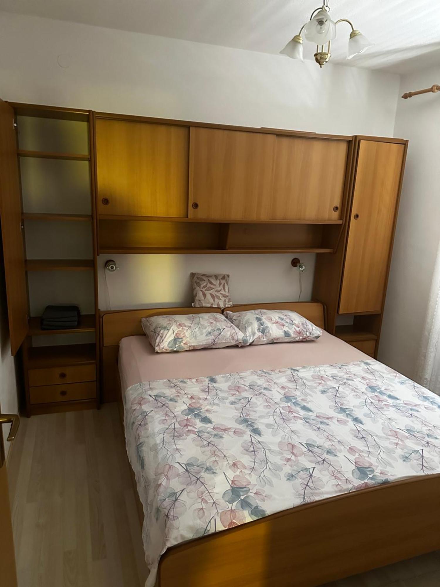 Apartments Sevo Trogir Luaran gambar